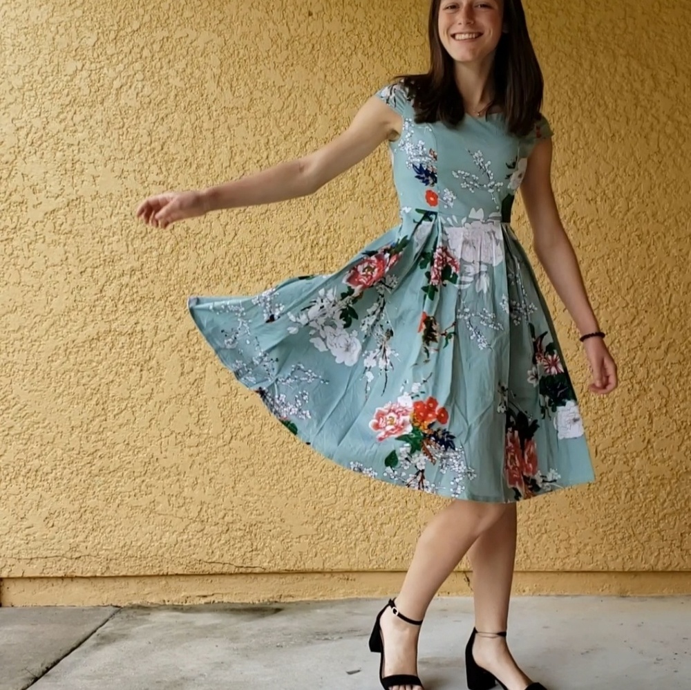 Vintage Inspired 50s dress